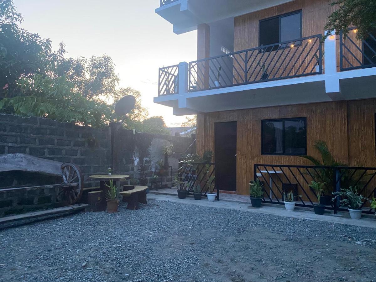 Alona'S Traditional Filipino Home Near 100 Islands Wharf Alaminos Exterior foto