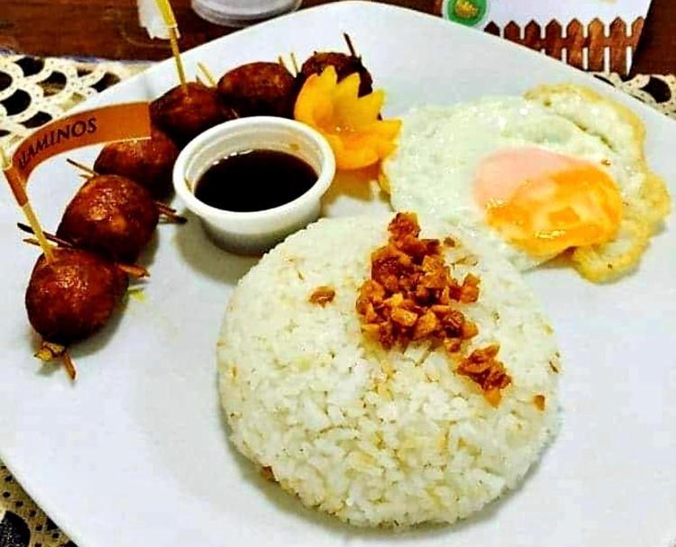 Alona'S Traditional Filipino Home Near 100 Islands Wharf Alaminos Exterior foto