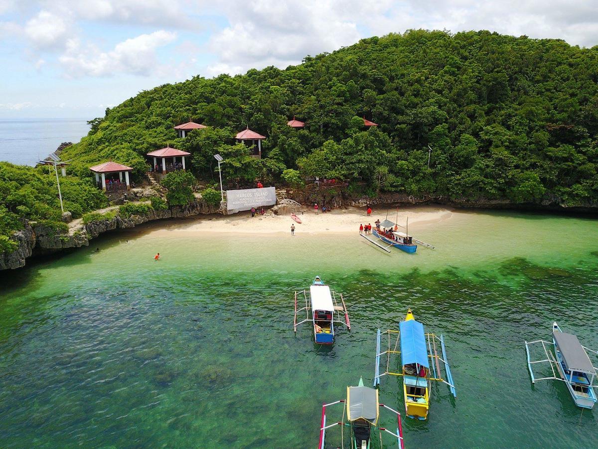 Alona'S Traditional Filipino Home Near 100 Islands Wharf Alaminos Exterior foto